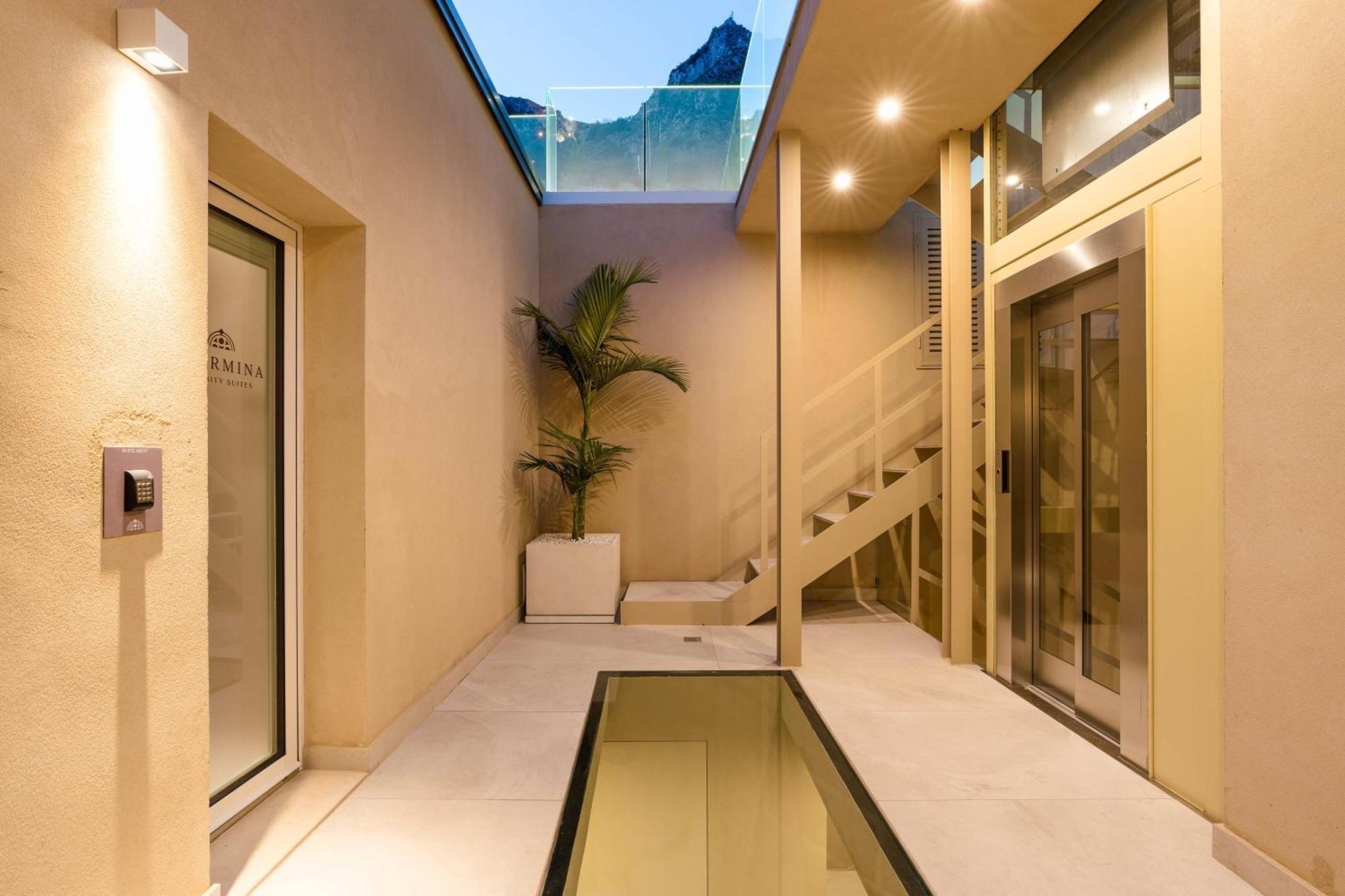 Taormina Infinity Suites Eksteriør billede