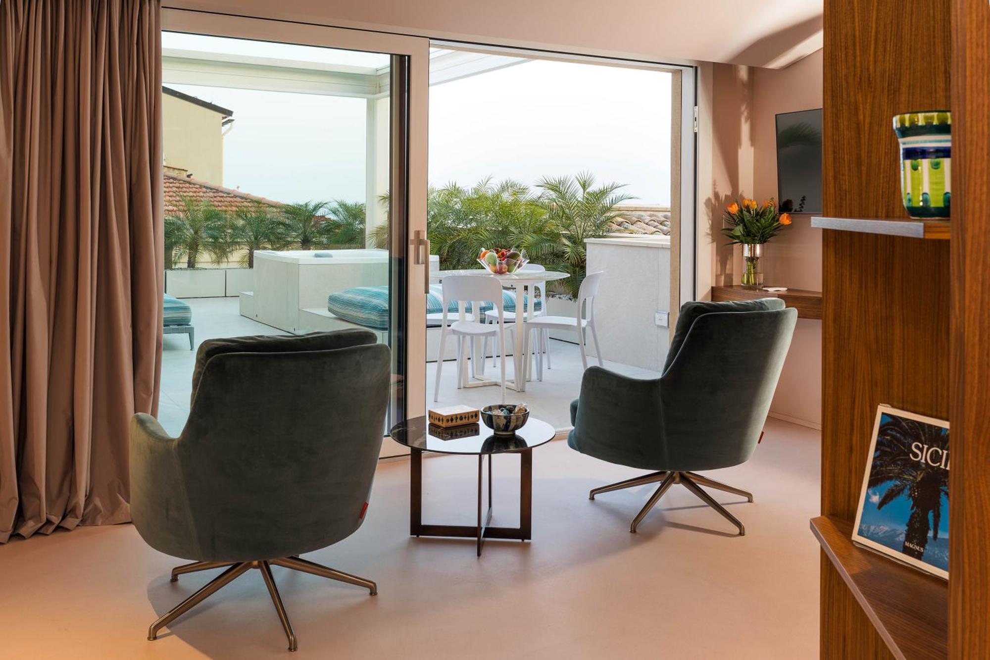 Taormina Infinity Suites Eksteriør billede